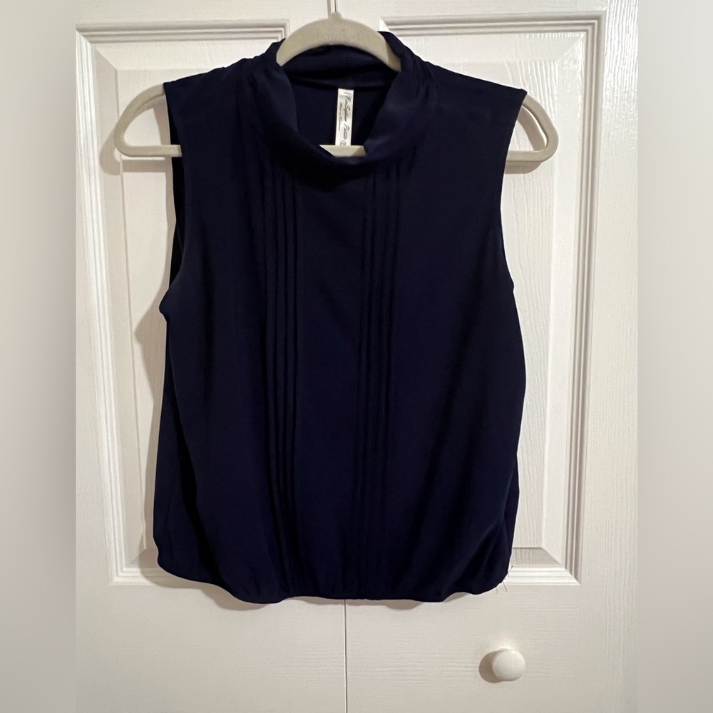 Per Seption Petite Medium Blue Sleeveless Blouse